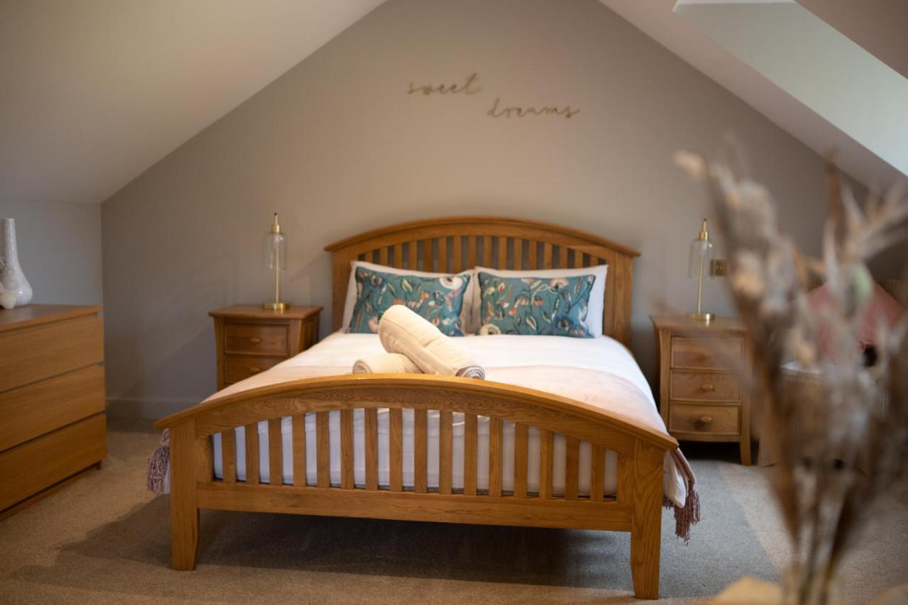 Vineyard Country Cottage Llanerch-Aeron Buitenkant foto